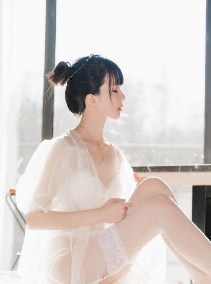 茄子视频18免费观看_720日韩电影在线