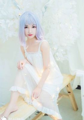 伊蒂丝和克洛洛遇见了未来的孩子_4K在线播放观看