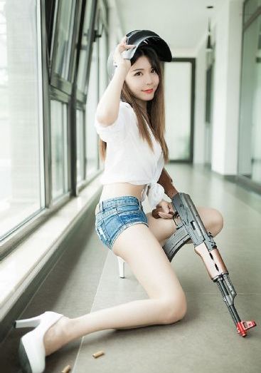 透明服装设计走秀_超清高清完整版