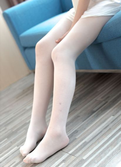 女生说疼男生越往里寨的游戏_超清完整版观看