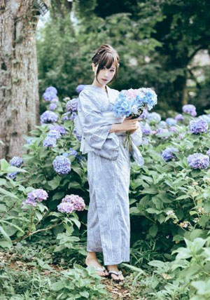 韩国美女主播大尺度视频_BD英语高清完整版播放