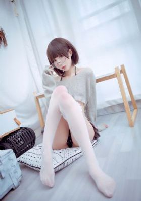 年轻的大乳少妇在线播放_完整版在线观看