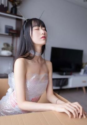 掀起裙子露出内裤_高清完整版免费全集免费观看